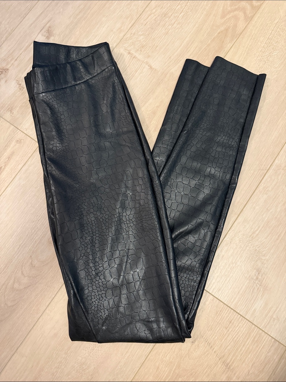 Wolford Black Croc-Embossed Faux Leather Leggings